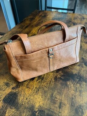 Spikes & Sparrow cognac brown leather shoulder bag